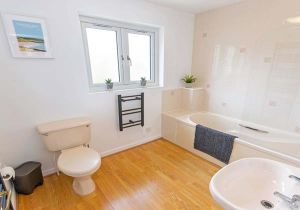 Spacious Family bathroom with sea views
