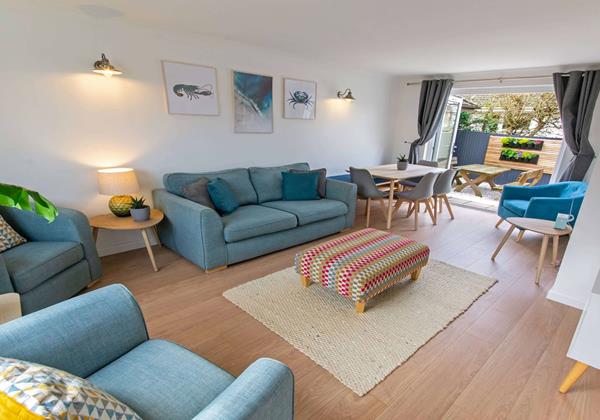 Beautiful Skandi inspired lounge with French doors to the rear garden