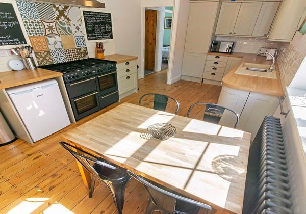 Spacious family kitchen