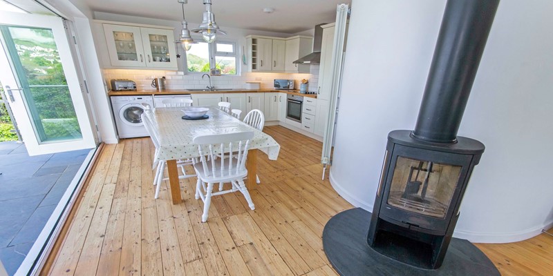 Dining room famliy entertaining