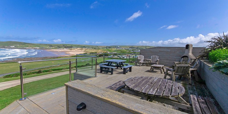 Decking area with BBQ