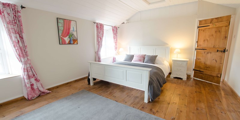 Spacious main double bedroom