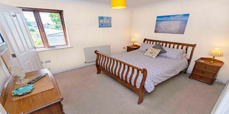 Large Master bedroom with en-suite