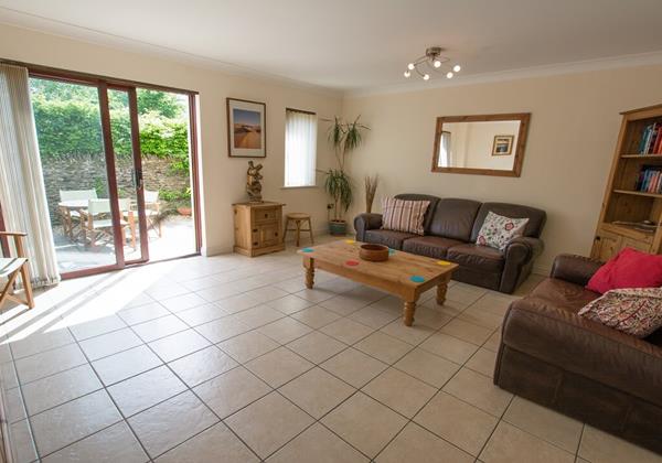 Large modern villa styled lounge in braunton
