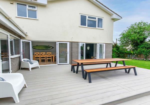 Large decking area