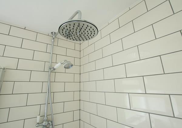 Rainhead shower in the family bathroom