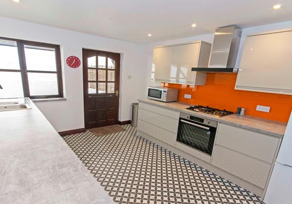 Rear sheltered courtyard Garden