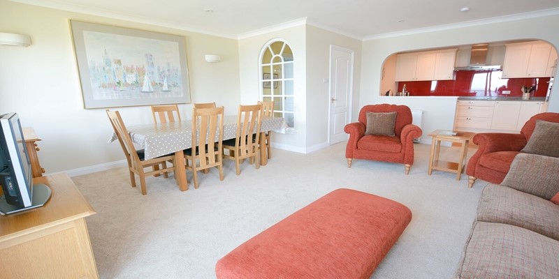 Lounge and dining area