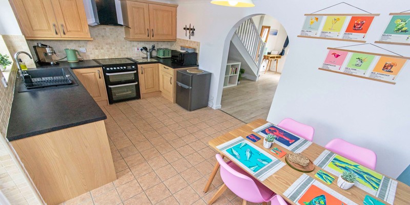 Bright kitchen diner