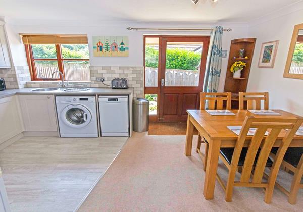 Kitchen diner