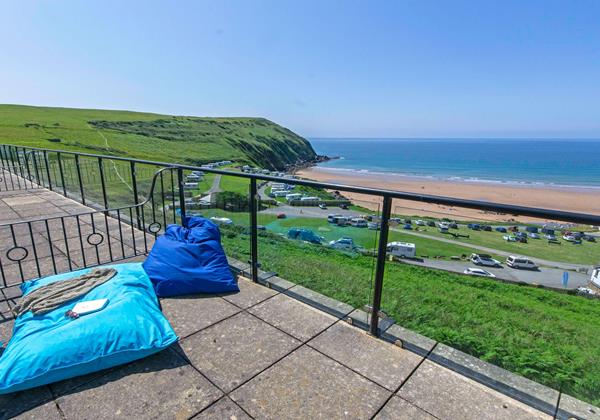 Beautiful views overlooking the beach