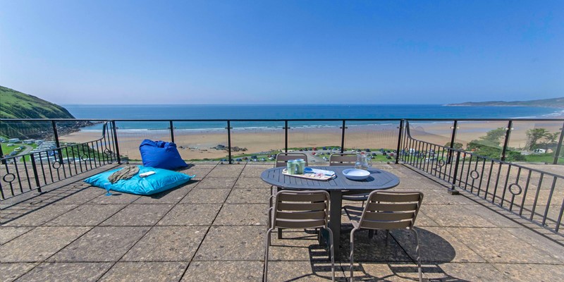 Large patio for dining