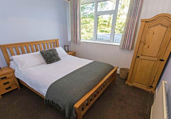 Streamways Double bedroom