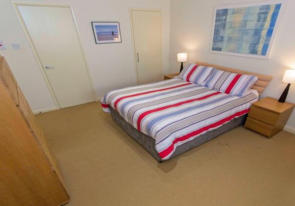 Master bedroom en suite