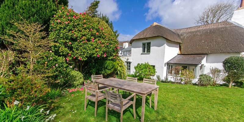 Thatched cottage in Georgeham Nr Croyde