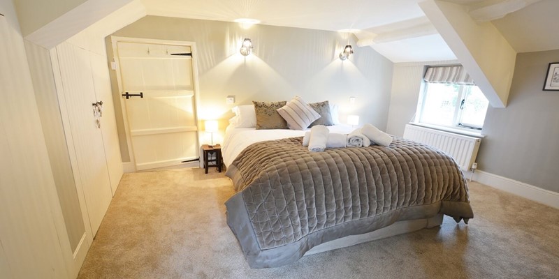 Upstairs double bedroom